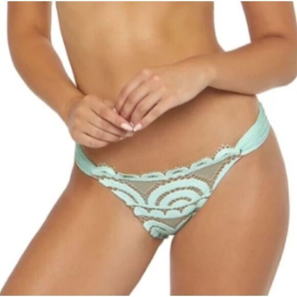 New. Pilyq lace fanned full bikini bottom. Large - Picture 2 of 7
